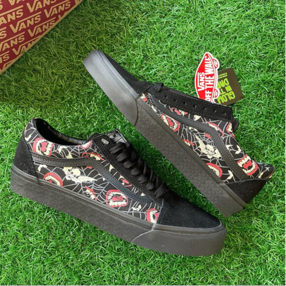 Vans Old Skool Glow Frights - Picture 6 of 7